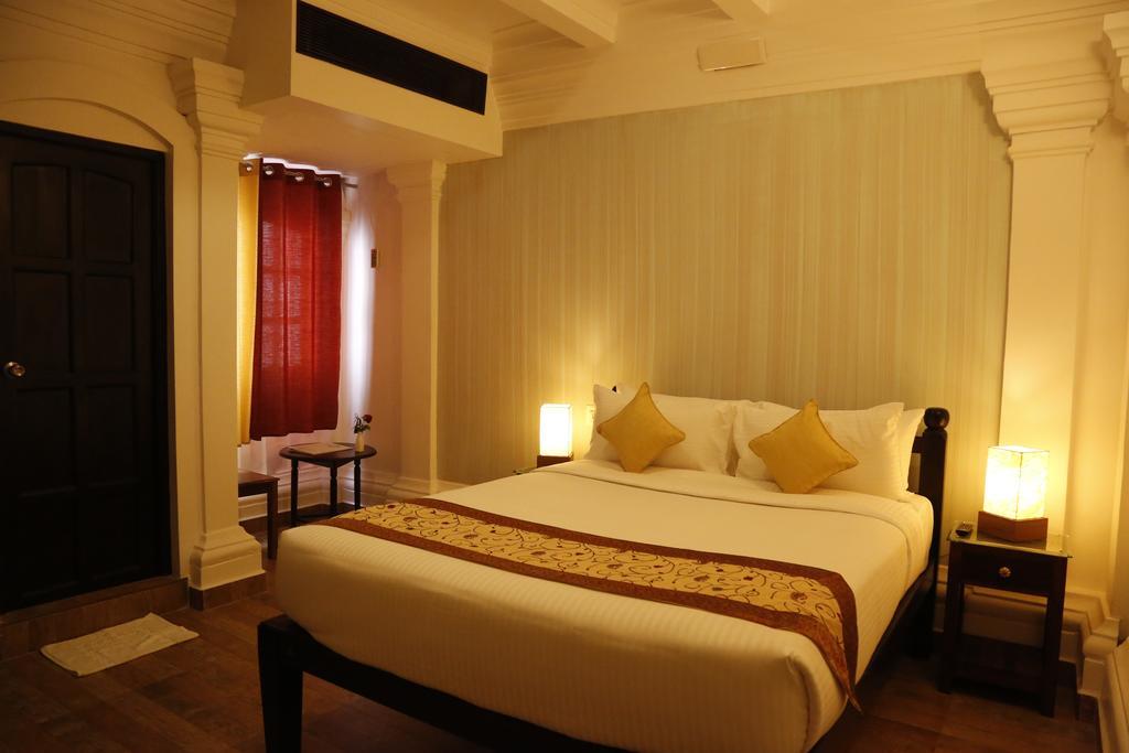 เลอ ชาโต - อะ เฮอริเทจ บูทิก โฮเต็ล Hotel ปอนดิเชอรี ห้อง รูปภาพ